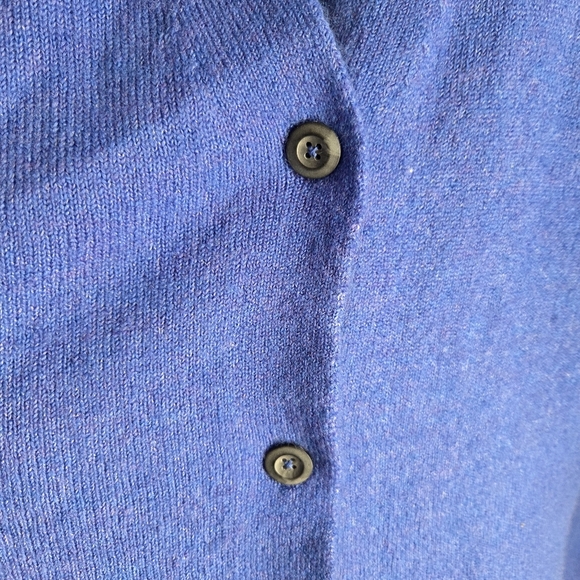 Old Navy Blue Women's Cardigan Sweater Size L - Picture 4 of 5